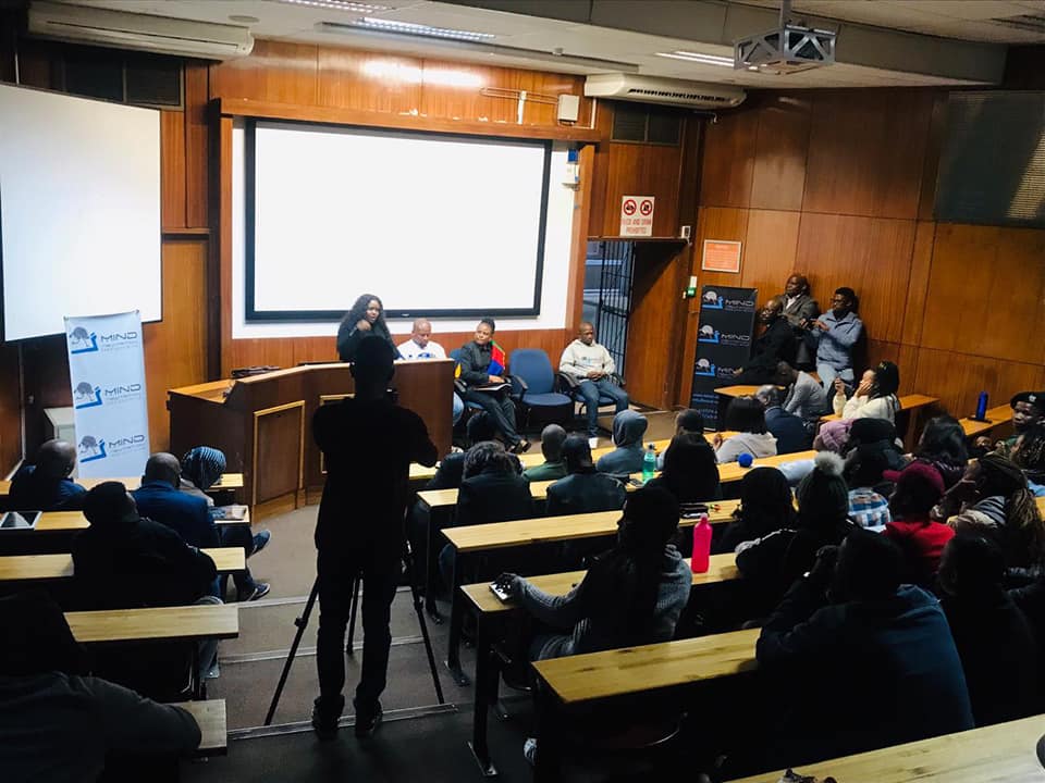 69554884_2299748876943737_3303024137764601856_n